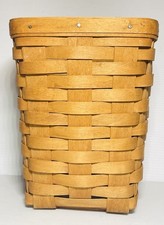 1994 VTG Longaberger Square Tall Basket 8” tall 6 3/8” X 6 3/8” Pre-owned. picture