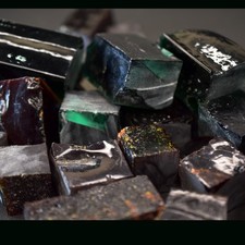 Lab-Created 51 Ct Ruby-Emerald Mix Color Rough Certified Uncut Loose Gemstone picture