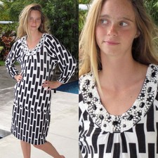BCBG Max Azria SUBWAY TILE PRINT BEADED Op Art Mod URBAN DRESS ORIG $210 New L picture