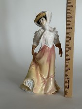 Royal Doulton Figurine 