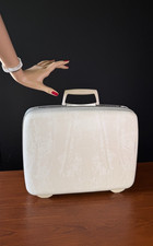 Vintage 1960s small white SAMSONITE suitcase hard carry on ivory C.H. initials picture
