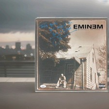 Eminem's MARSHALL MATHERS LP signed Devon Sawa as 