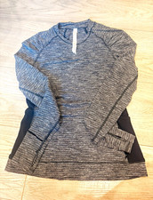 Lululemon Size 6 Gray Black Long Sleeve Running Training Top picture