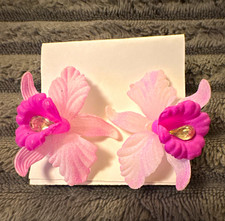 Vtg 1950s 1960s Pink Plastic Orchid Flower Clip On Earrings Retro Mid Century picture