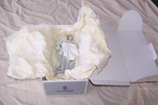 Vintage Lladro Over The Threshold figurine Wedding Couple MINT PERFECT IN BOX picture