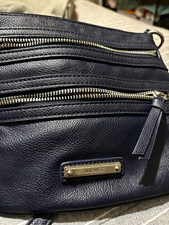 Nine West Navy Pebbled Crossbody Bag Zip Closure Lined Inner Pockets Silver picture
