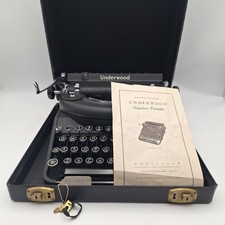 Vintage 1939 Underwood Noiseless Portable Typewriter – w/ Original Case & Keys picture