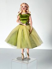 2005 Integrity Toys Fashion Royalty 'Vibrant Dimensions' outfit only NO DOLL picture