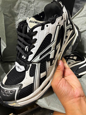 Balenciaga Runner Black/White Colorblock Low Top Lace-Up Mesh Sneakers 677403 picture