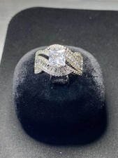 ***STUNNING***Princess Cut Moissanite And Baguette Ring picture