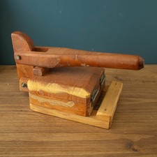 Vtg Handmade Wooden Tortilla Press Primitive Folk Art Kitchen Dough Press picture