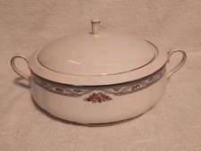 Lenox American Home Collection Country Romance Platinum Covered Vegetable Bowl picture