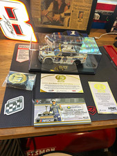 Lionel Racing 1:24 Chase Elliott #9 KBB.com Kansas Win 2023 Camaro ELITE Premier picture