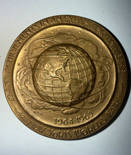 Vintage 1964 1965 New York Worlds Fair Oklahoma Pavilion Bronze Medal Unisphere picture