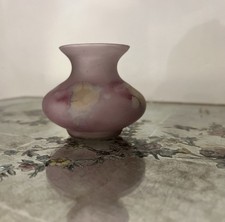 Vintage Ilanit Olamtov Israel Frosted Pink Art Glass Mini Vase Reuven Style 3.5” picture