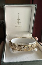 Gold-Plated Irish Claddagh hinged bangle Bracelet picture