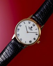 Universal Geneve Vintage NOS Ultra-Thin Manul-Wind Wristwatch picture