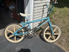 Vintage 1987 Mongoose Decade Freestyle BMX Bike, Laguna Blue color, Mag Wheels picture