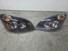 headlight assembly pair picture