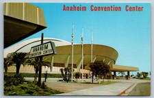 Postcard Anaheim Convention Center California Disneyland O1F picture