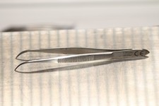 V Mueller Eye Dressing Forceps 4 