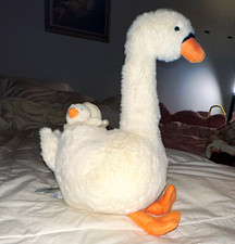 RETIRED HTF Jellycat Featherful Swan WITH 2 babies attached FEA2S NWT picture