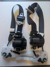 2020 - 2023 Nissan Sentra Front Left + Right Pair  Seatbelt Retractors OEM picture