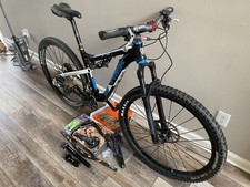 Trek SuperFly 100AL Pro 29er w/ Carbon Rear Triangle Crossmax + Lots Of Extras picture