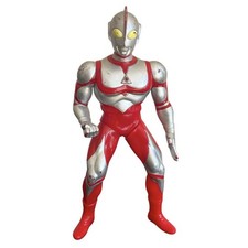 Ultraman Defender Of Universe Figure Dreamworks 1990 8.25in picture