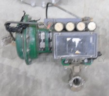 FISHER 1052 ACTUATOR SIZE 33 W/ V200 ACTUATOR BODY 1