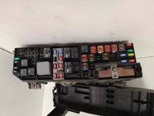 2010-2013 Ford Transit Connect Engine Fuse Box OEM picture