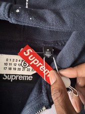 Supreme Men’s Full Zip Hoodie Navy Solid Logo Hooded Pockets Size M picture