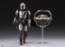 S.H. Figuarts Star Wars The Mandalorian and Grogu Set Action Figure picture
