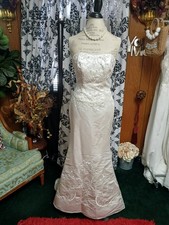 Davids Bridal Ivory Satin Strapless Sweetheart Trumpet Corset Wedding Dress 4 picture