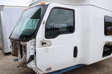 2017-2024 INTERNATIONAL LT625 LEFT DRIVER SIDE DOOR W/ GLASS WHITE COMPLETE OEM picture