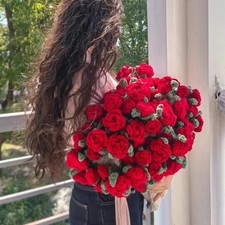 1pcs Rose Blanket Bouquet With Gift Bag Crochet Handmade Blanket of Roses Birthd picture