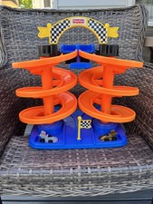 VTG 1997/1999 Fisher Price Spiral Speedway w/ 2 Cars WORKS CLEAN VIDEO picture