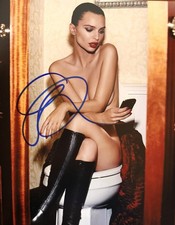 Emily Ratajkowski Gone Girl signed 8x10 photo read description picture