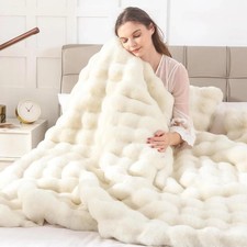 Fluffy Faux Fur Throw Blanket, Thick 1000GSM Soft Cozy Lola Throw Blankets fo... picture