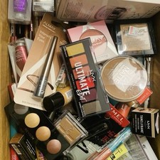 100 pcs--Mixed MAKEUP, FACE, LIPS, & LASHES & POLISH  Random Pick picture