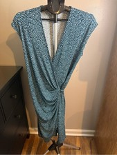 Amazon Essentials NWT Blue Dot True Wrap Dress Size Large V Neck picture