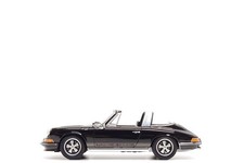 Spark 1:18 Porsche 911 S 2.4 Targa - 50 Jahre Porsche Design (Dealer Edition) picture