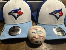Lot 2 Toronto Blue Jays New Era On Field New 39thirty Large-X Large New W/O Tag picture