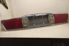 2000-2005 Buick LeSabre Rear Center Tail Light Module Assembly OEM picture