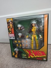 MAFEX 242 Rogue (Comic Ver.) by Medicom US Stock picture