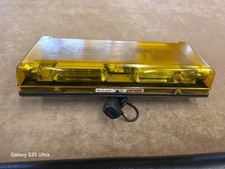 Whelen Responder LP Series Amber LED Lightbar picture