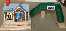 Thomas & Friends Great Waterton Train Station & Footbridge Talking Railway 2008 picture