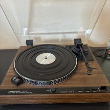 Realistic LAB-440 Turntable Shure RCT4 Stylus Direct-Drive Automatic Vintage picture