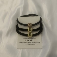 Hair Clips GWP VIP Gift ChanelBeauté picture