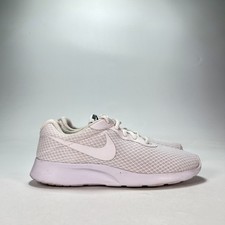 Nike Tanjun White Casual Walking Athleisure Sneakers 812655-110 Women's Size 8.5 picture